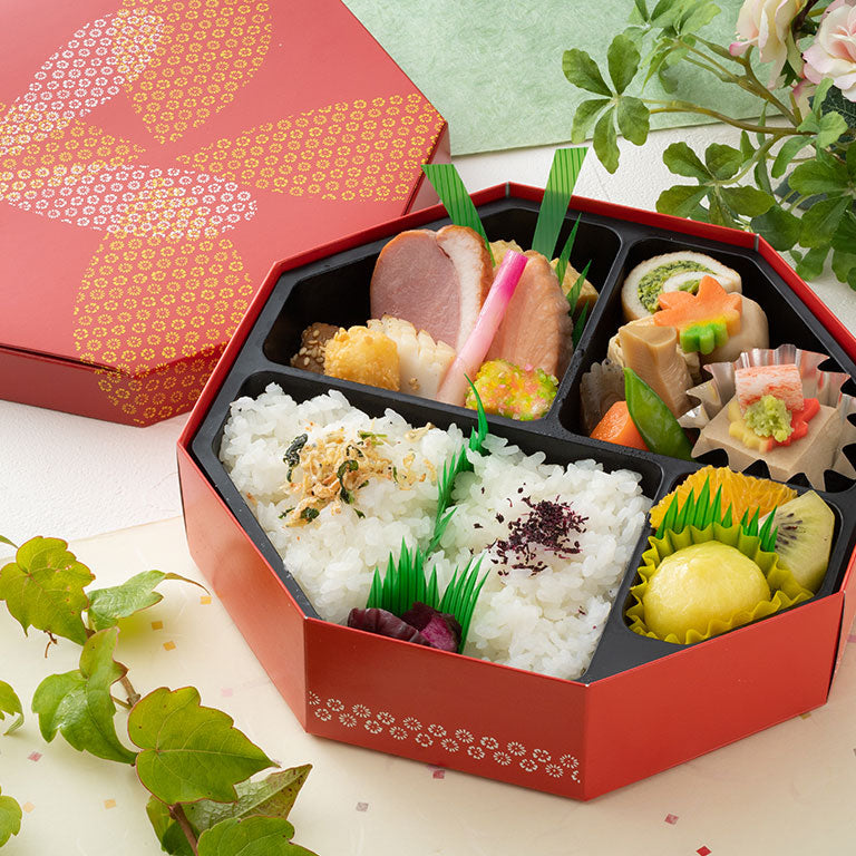 ハ角弁当『さくら御膳』